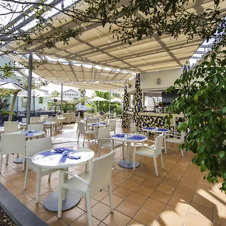 Maria Hotell Costa Adeje (Tenerife)