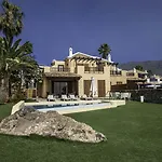 Maria 5*