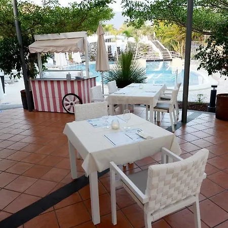 Maria 5* Costa Adeje (Tenerife)